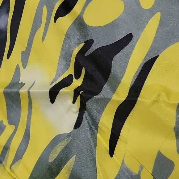 Button up - Picture 4 of 5